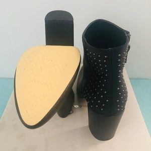 Jessica Simpson Studded Zip Up Boot 9M